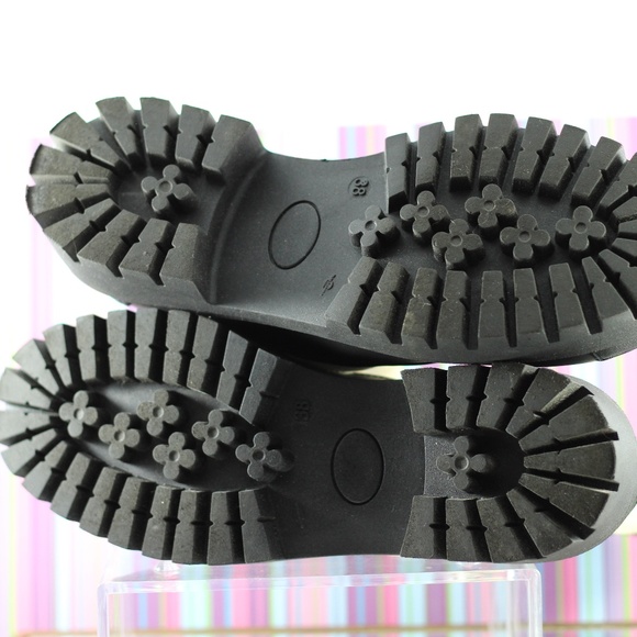 Simons Leather Bootie - Picture 11 of 15